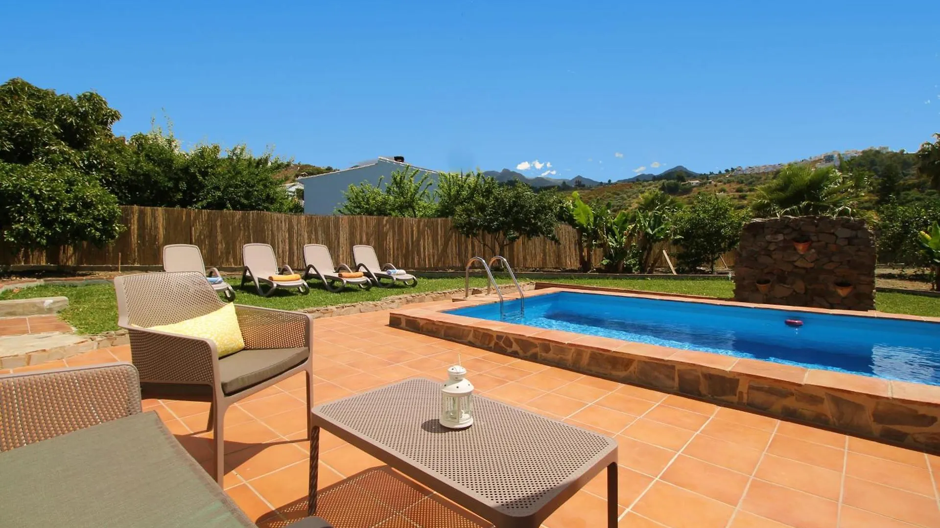 Villa Cortijo De La Musica Spainsunrentals Frigiliana