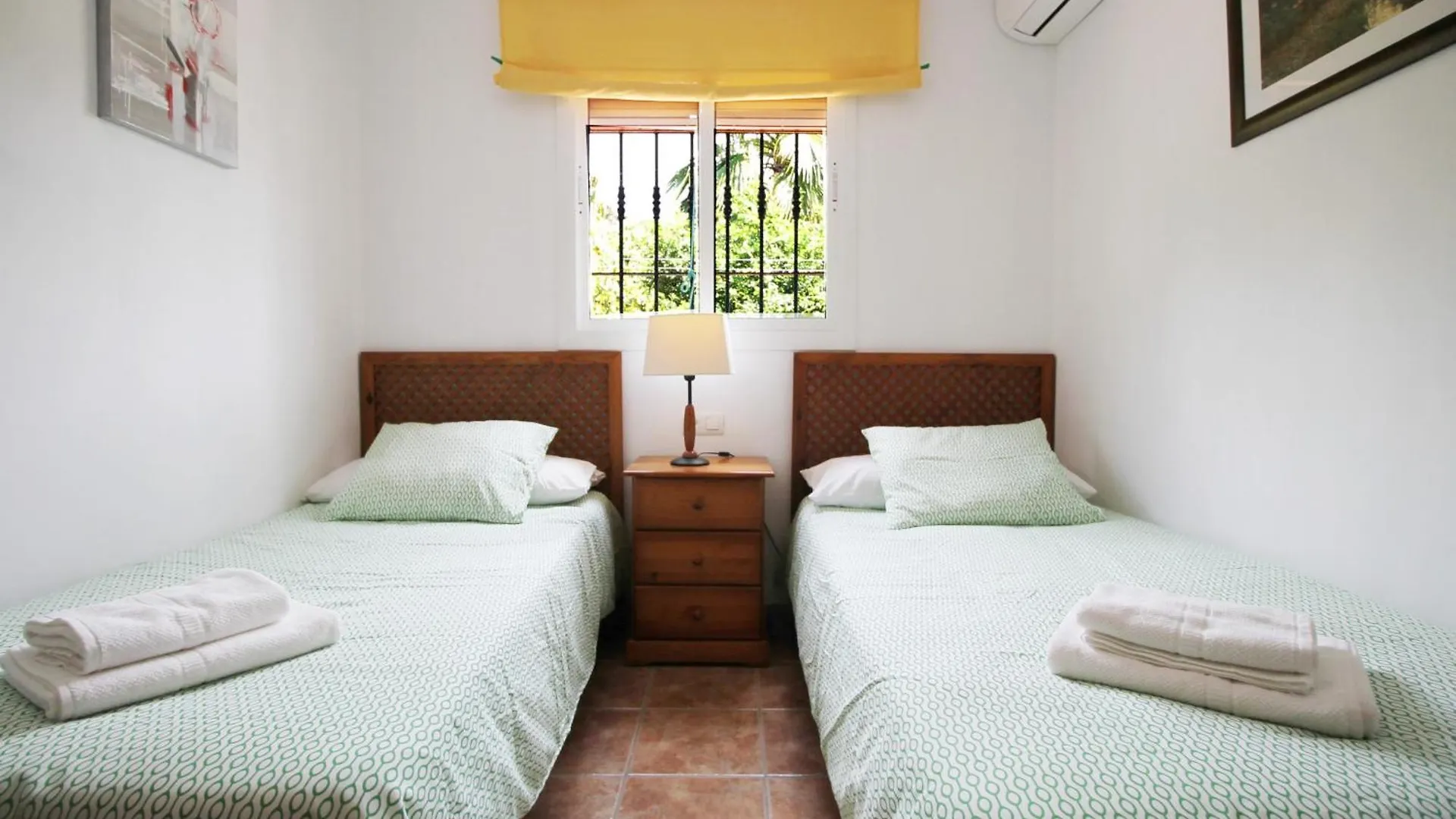 Cortijo De La Musica Spainsunrentals Frigiliana